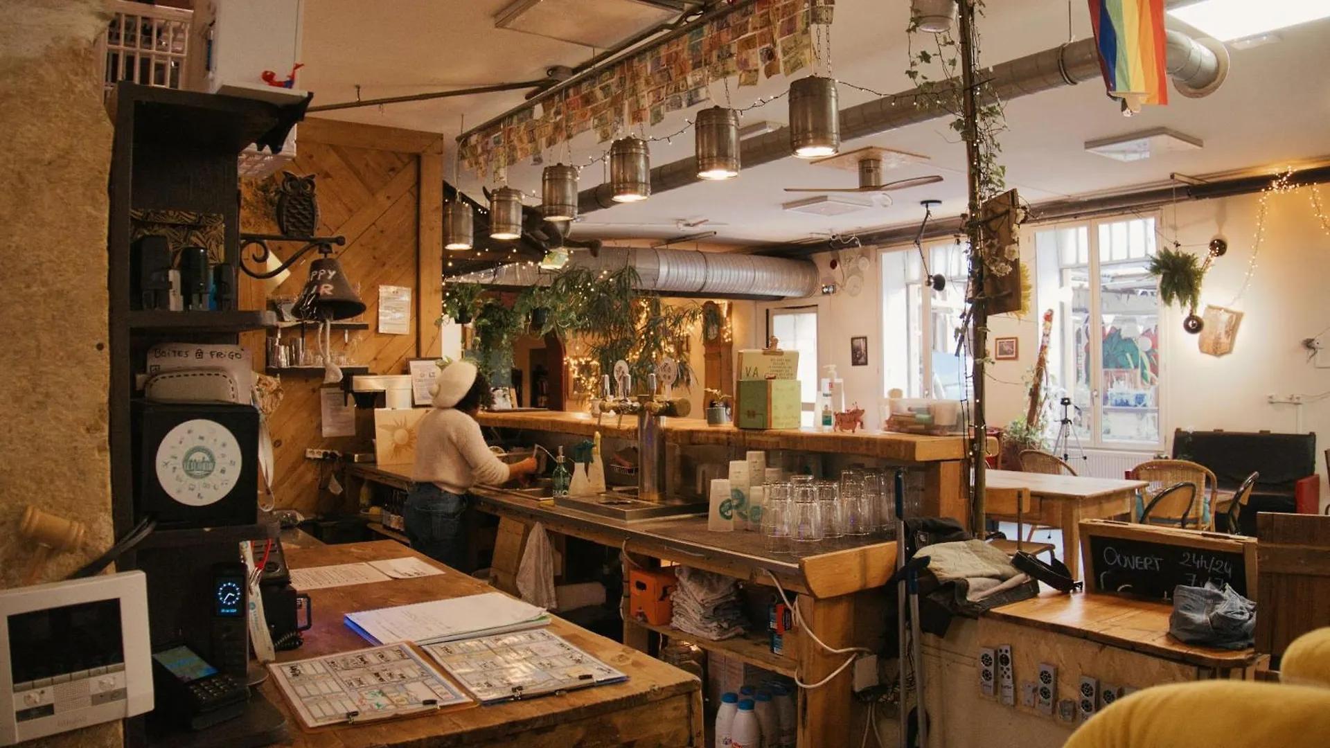 Le Flaneur Guesthouse Lyon Hostel